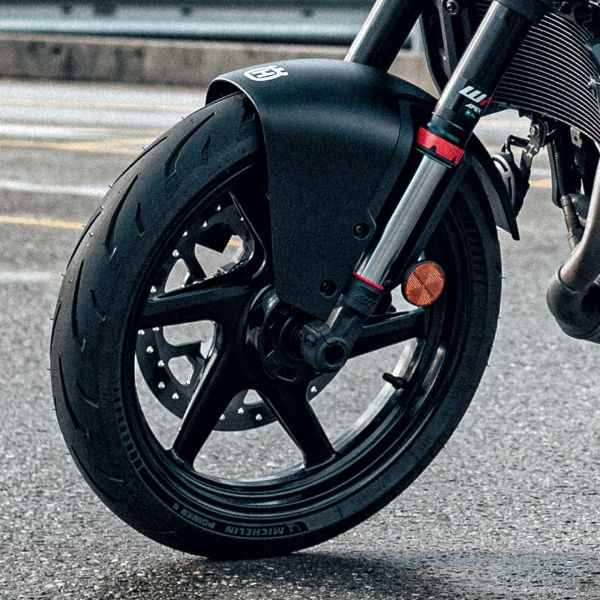 Kolesá a pneumatiky Husqvarna Vitpilen 401 2025