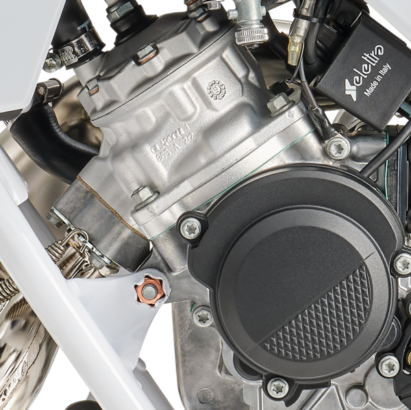 Karburátor Husqvarna TC 50 2027